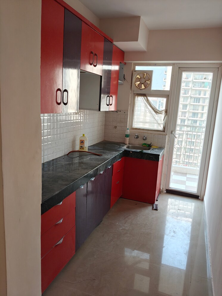 Kitchen, shree-vardhman-green-court 2 Bedroom 690 Sq.Ft. Apartment In Sector 90 Gurgaon 9462598