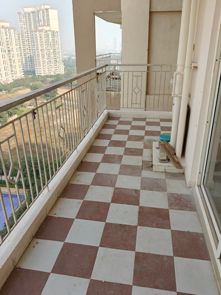 Balcony, shree-vardhman-green-court 2 Bedroom 690 Sq.Ft. Apartment In Sector 90 Gurgaon 9462598