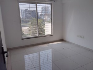 Room in 2 BHK Apartment at Kolte Patil 24K Sereno, Baner – for Rent