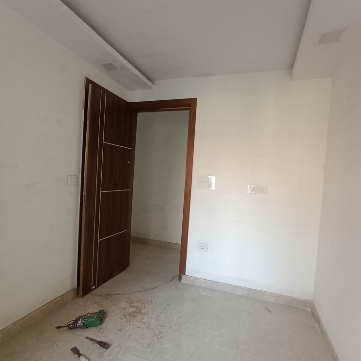 Room, govindpuri 3 Bedroom 900 Sq.Ft. Builder Floor In Govindpuri Delhi 9462633
