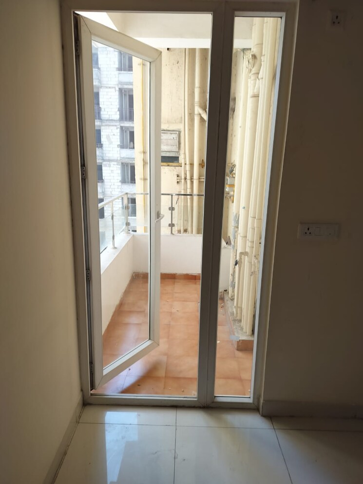 undefined, emenox-la-solara 2 Bedroom 1020 Sq.Ft. Apartment In Sector 16 Greater Noida Greater Noida 9462625