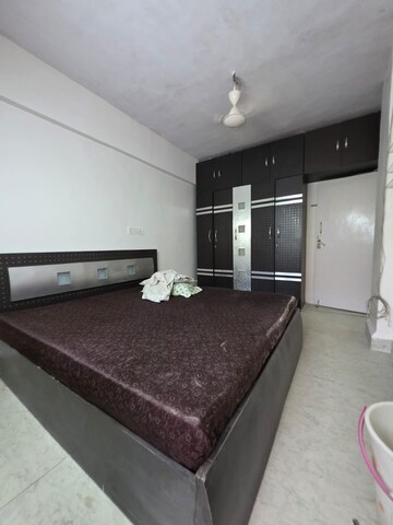 Bedroom in 2 BHK Apartment at Legend Apartment Santacruz, Santacruz East – for Rent