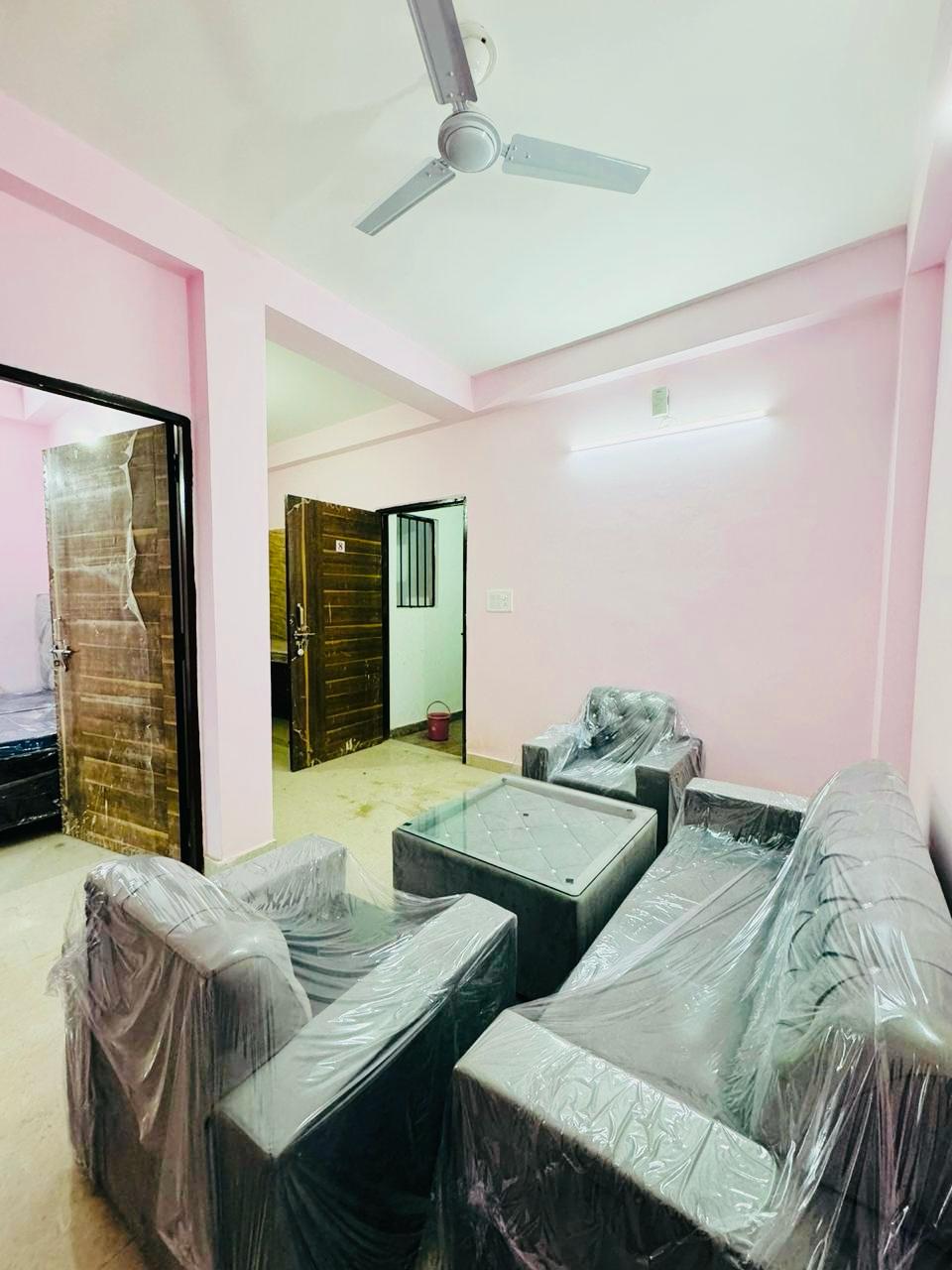1 BHK + Pooja Room Builder Floor For Rent in Saket