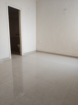 Room in 2 BHK Apartment at Shree Vardhman Green Court, Sector 90 – for Sale