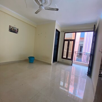 Room in 1 BHK Builder Floor at Chattarpur – for Rent