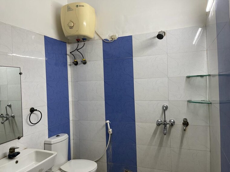 Bathroom, sector 115 2.5 Bedroom 1710 Sq.Ft. Independent House In Sector 115 Noida 9462663