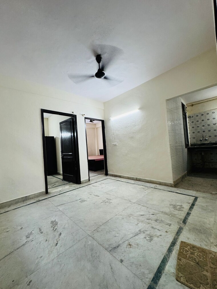 Room, saket 3 Bedroom 1300 Sq.Ft. Builder Floor In Saket Delhi 9462692