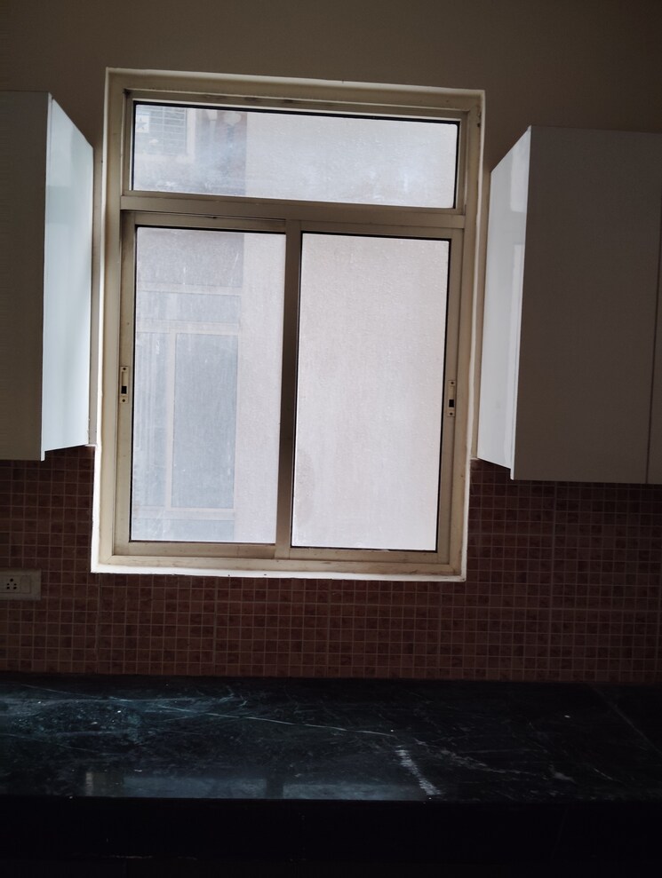 Room, conscient-habitat-78 2.5 Bedroom 600 Sq.Ft. Apartment In Sector 78 Faridabad 9462699