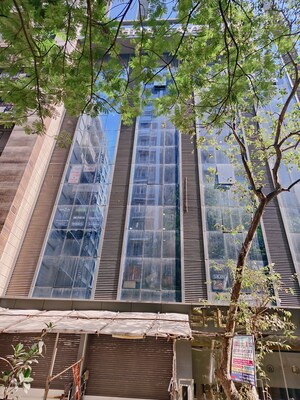  Office Space For Rent in Naman Chambers, Bandra East