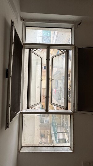 Kitchen in 2.5 BHK Apartment at Prateek Laurel Phase-II, Sector 120 – for Sale