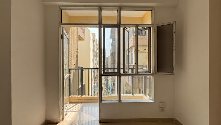 Room, prateek-laurel-phase-ii 2.5 Bedroom 1135 Sq.Ft. Apartment In Sector 120 Noida 9462734