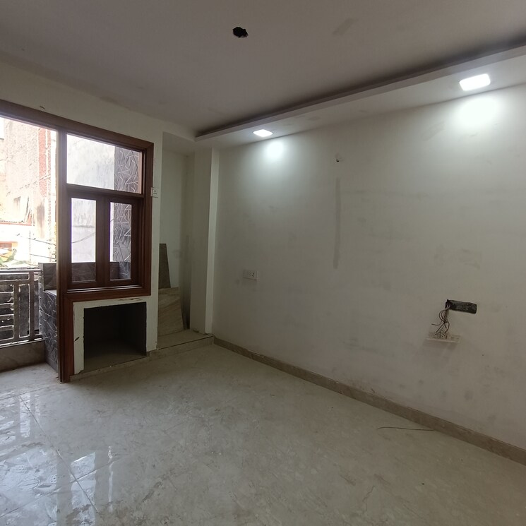 Room, govindpuri 3 Bedroom 900 Sq.Ft. Builder Floor In Govindpuri Delhi 9462712