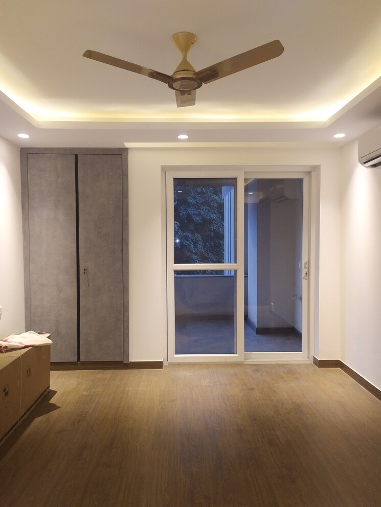 Master Bedroom, greater kailash i 4 Bedroom 4500 Sq.Ft. Builder Floor In Greater Kailash I Delhi 9462718