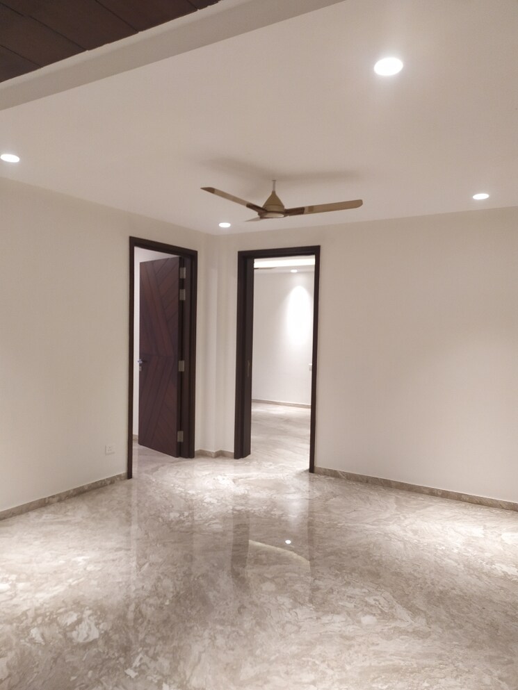 Living Room, greater kailash i 4 Bedroom 4500 Sq.Ft. Builder Floor In Greater Kailash I Delhi 9462718