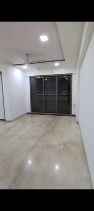 Room in 2 BHK Apartment at New Mhada Towers, Andheri West – for Rent