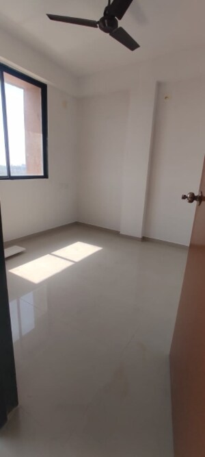 Room in 3 BHK Apartment at Chandlodia – for Rent