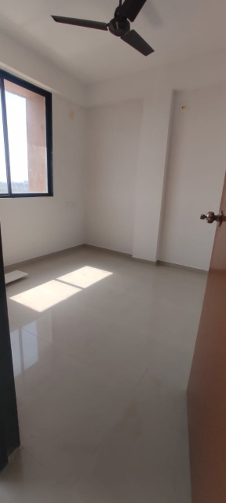 Room, chandlodia 3 Bedroom 1521 Sq.Ft. Apartment In Chandlodia Ahmedabad 9462728
