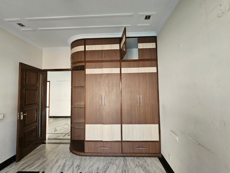 Bedroom, sector 8 3 Bedroom 2200 Sq.Ft. Independent House In Sector 8 Panchkula 9462744