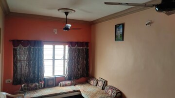 Living Room in 3 BHK Apartment at Satellite – for Rent