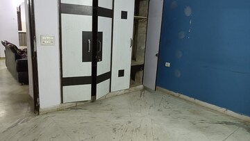 Room in 2 BHK Builder Floor at Vivek Vihar – for Rent