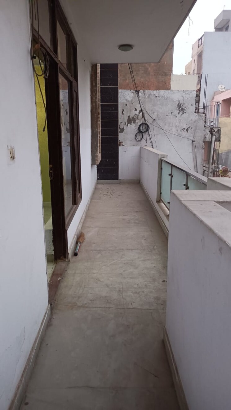 Balcony, vivek vihar 2 Bedroom 1200 Sq.Ft. Builder Floor In Vivek Vihar Delhi 9462757
