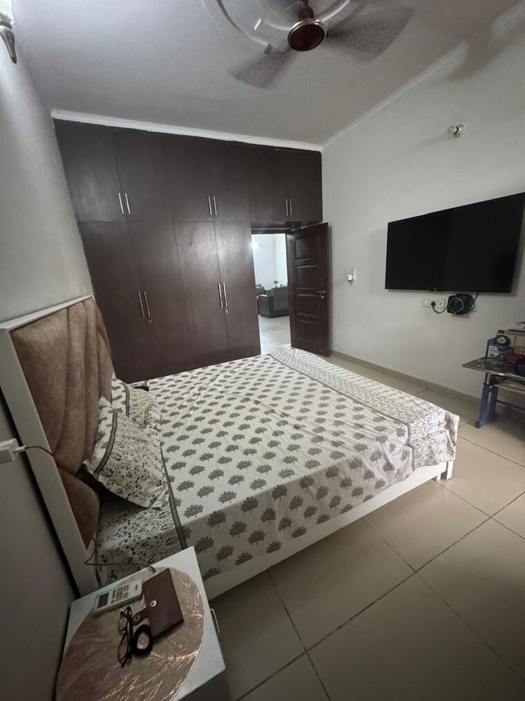 Bedroom, guru-nanak-enclave 3 Bedroom 1710 Sq.Ft. Apartment In Dhakoli Zirakpur 9462845