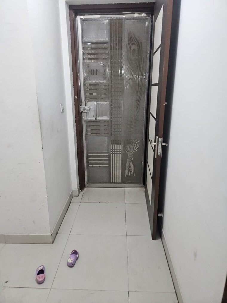 undefined, trident-embassy 3 Bedroom 1500 Sq.Ft. Apartment In Sector 1 Greater Noida Greater Noida 9462807