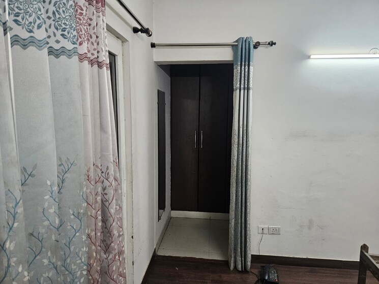 undefined, trident-embassy 3 Bedroom 1500 Sq.Ft. Apartment In Sector 1 Greater Noida Greater Noida 9462807