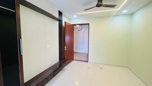 Room in 3 BHK Apartment at Prestige Tranquil, Kokapet – for Rent