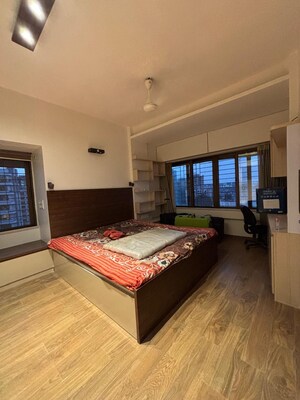 2 BHK Apartment For Rent in Kala Nagar CHS, Bandra East