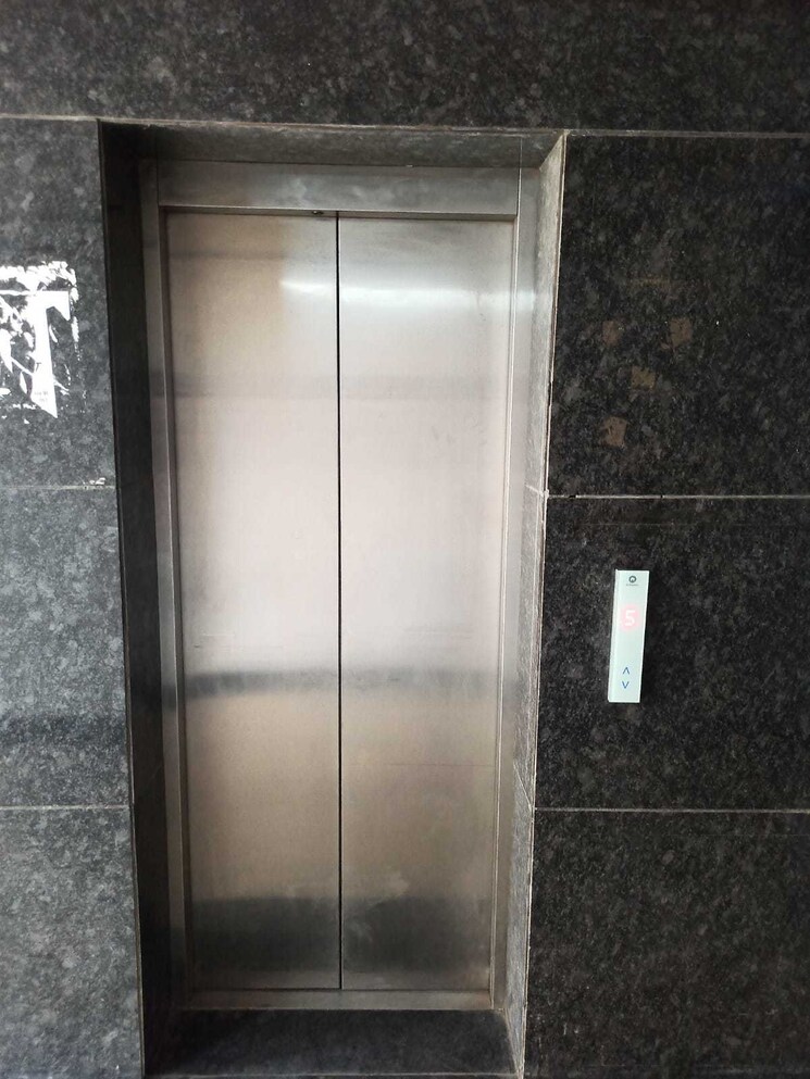 Other, chandigarh-citi-center 1 Bedroom 850 Sq.Ft. Apartment In Vip Road Zirakpur 9462815