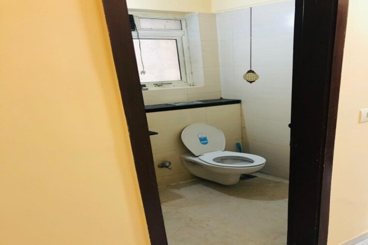 Bathroom, runwal-the-orchard-residency 2 Bedroom 751 Sq.Ft. Apartment In Ghatkopar West Mumbai 9462836
