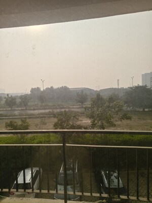 Plot Area in 3 BHK Apartment at Pareena The Elite Residences, Sector 99 – for Rent