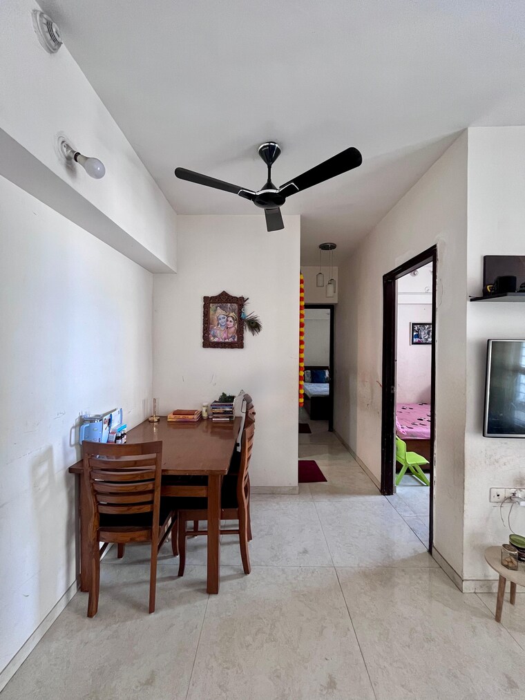 Dining area, lodha-amara 2 Bedroom 672 Sq.Ft. Apartment In Kolshet Road Thane 9462862