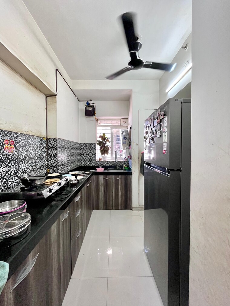 Kitchen, lodha-amara 2 Bedroom 672 Sq.Ft. Apartment In Kolshet Road Thane 9462862