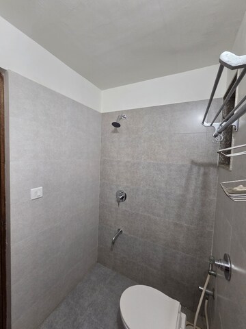 Furnished Amenities in 3 BHK Apartment at Vishwanath Maher Homes 4, Shela – for Rent