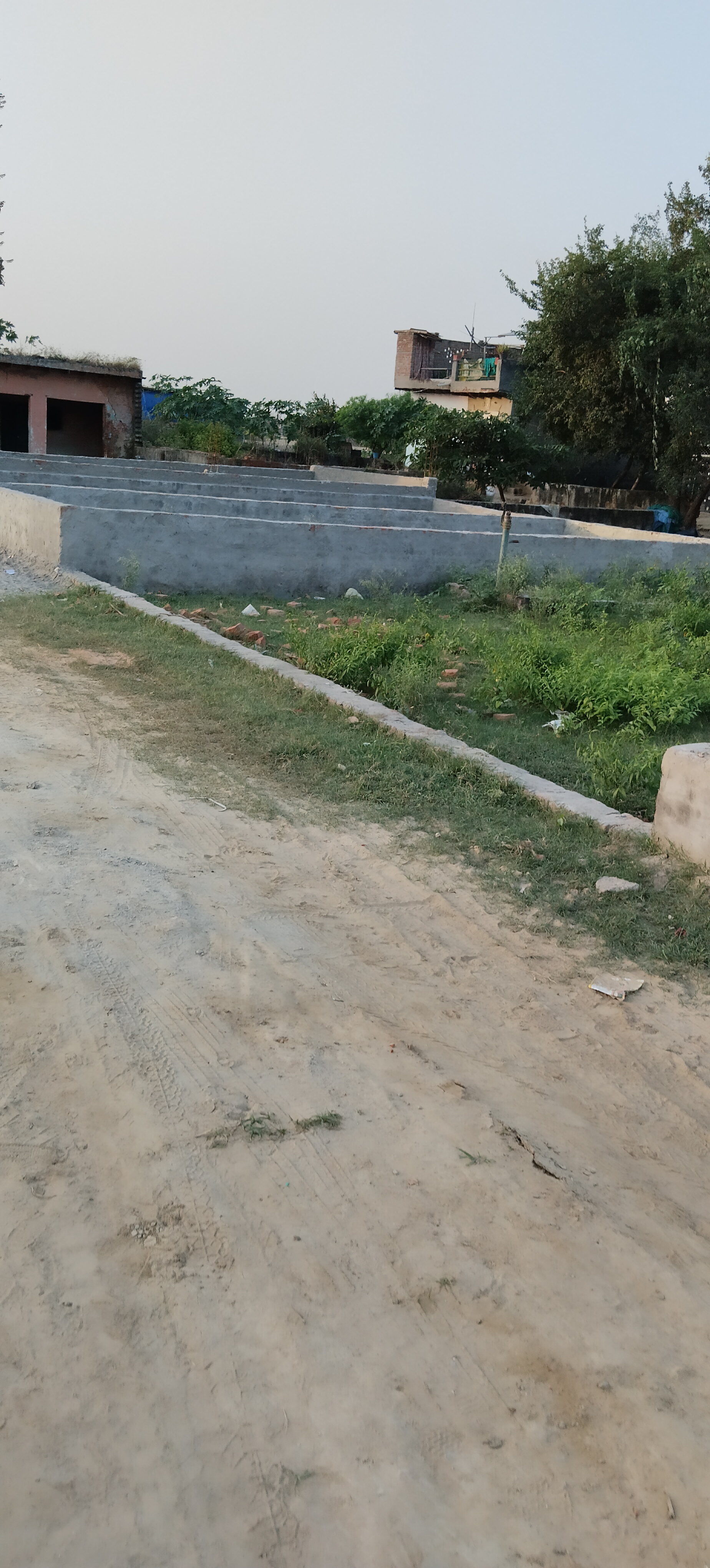 Plot For Sale in Swarnim Vihar