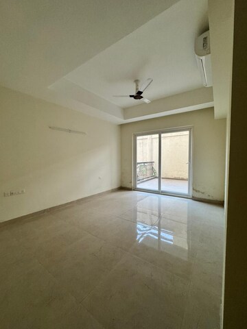Room in 4 BHK Apartment at ATS Triumph, Sector 104 – for Rent