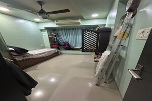 Bedroom in 2 BHK Apartment at Raj Legacy I, Vikhroli West – for Rent