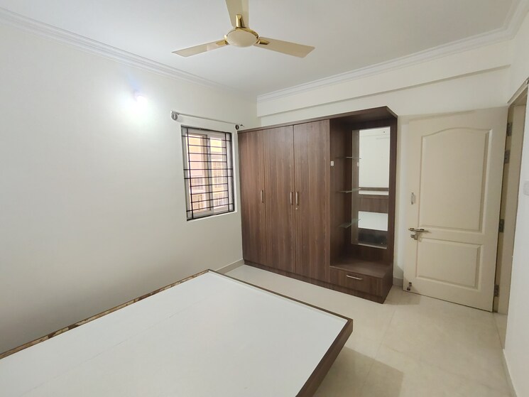 Room, reliable layout 1 Bedroom 680 Sq.Ft. Builder Floor In Reliable Layout Bangalore 9462957