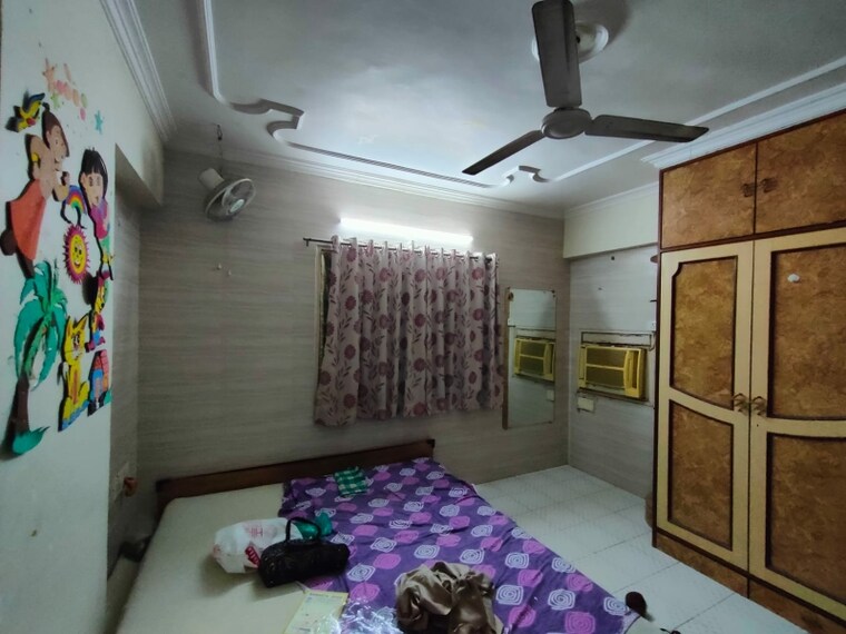 Bedroom, thaltej 3 Bedroom 1300 Sq.Ft. Apartment In Thaltej Ahmedabad 9462974