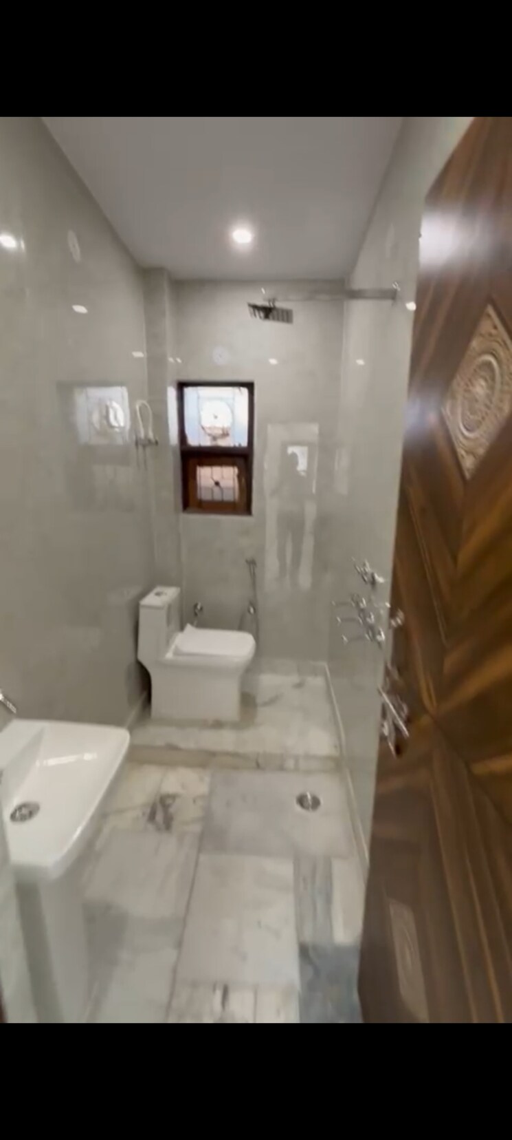 Bathroom, bhavya-apartments-vaishali 1 Bedroom 600 Sq.Ft. Builder Floor In Vaishali Sector 4 Ghaziabad 9462981