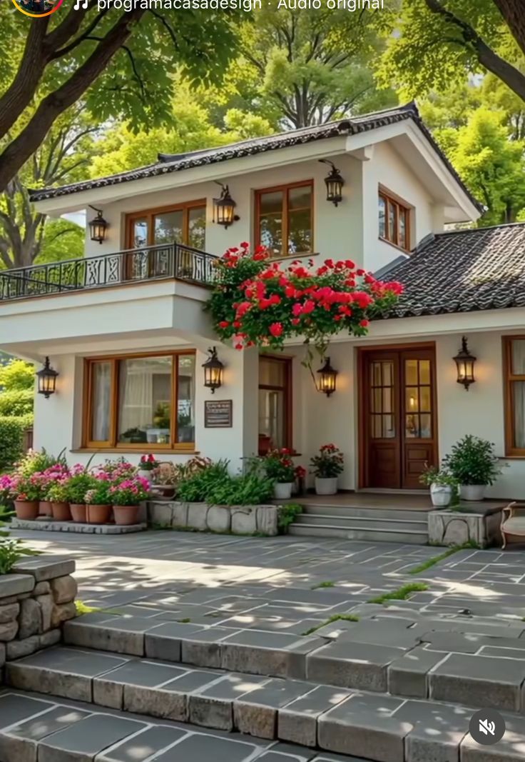 4 BHK + Extra Room Villa For Sale in Gaurav New Villa 