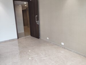 Room in 2 BHK Apartment at Castle Rock, Powai – for Rent