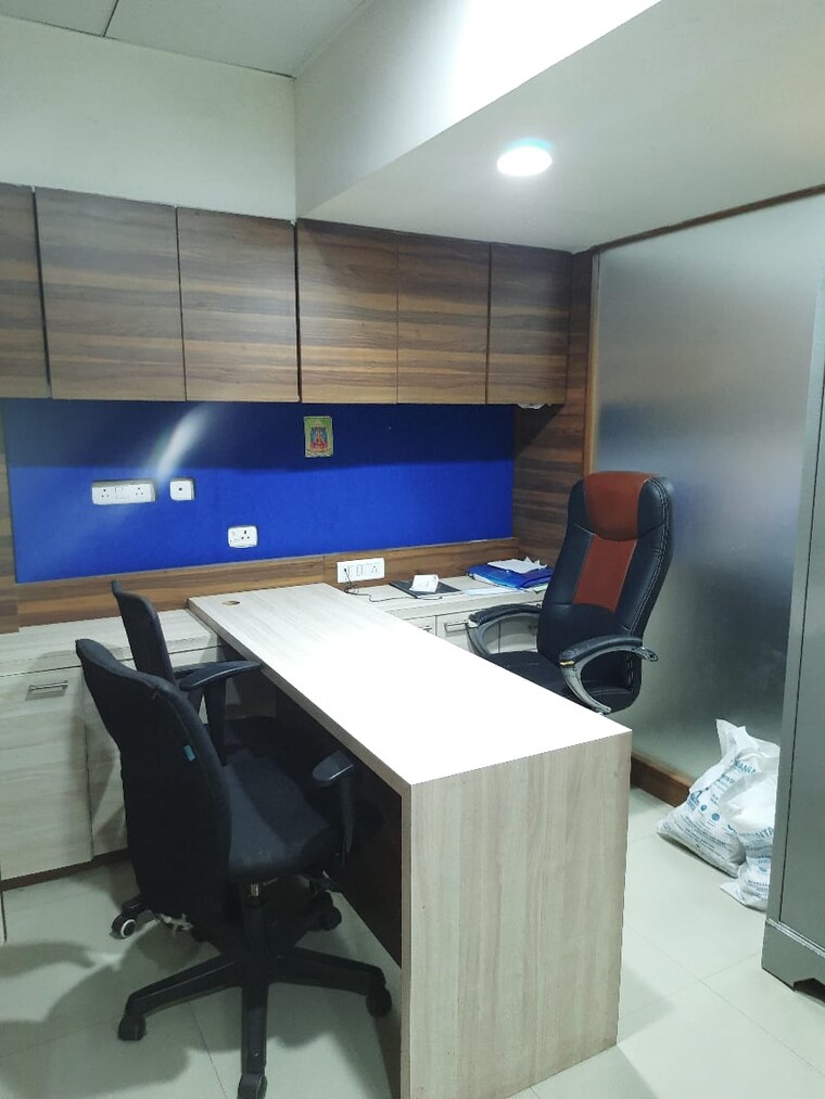 Team Area, shivalik-satyamev Commercial Office Space 2959 Sq.Ft. In Bopal Ahmedabad 9463025