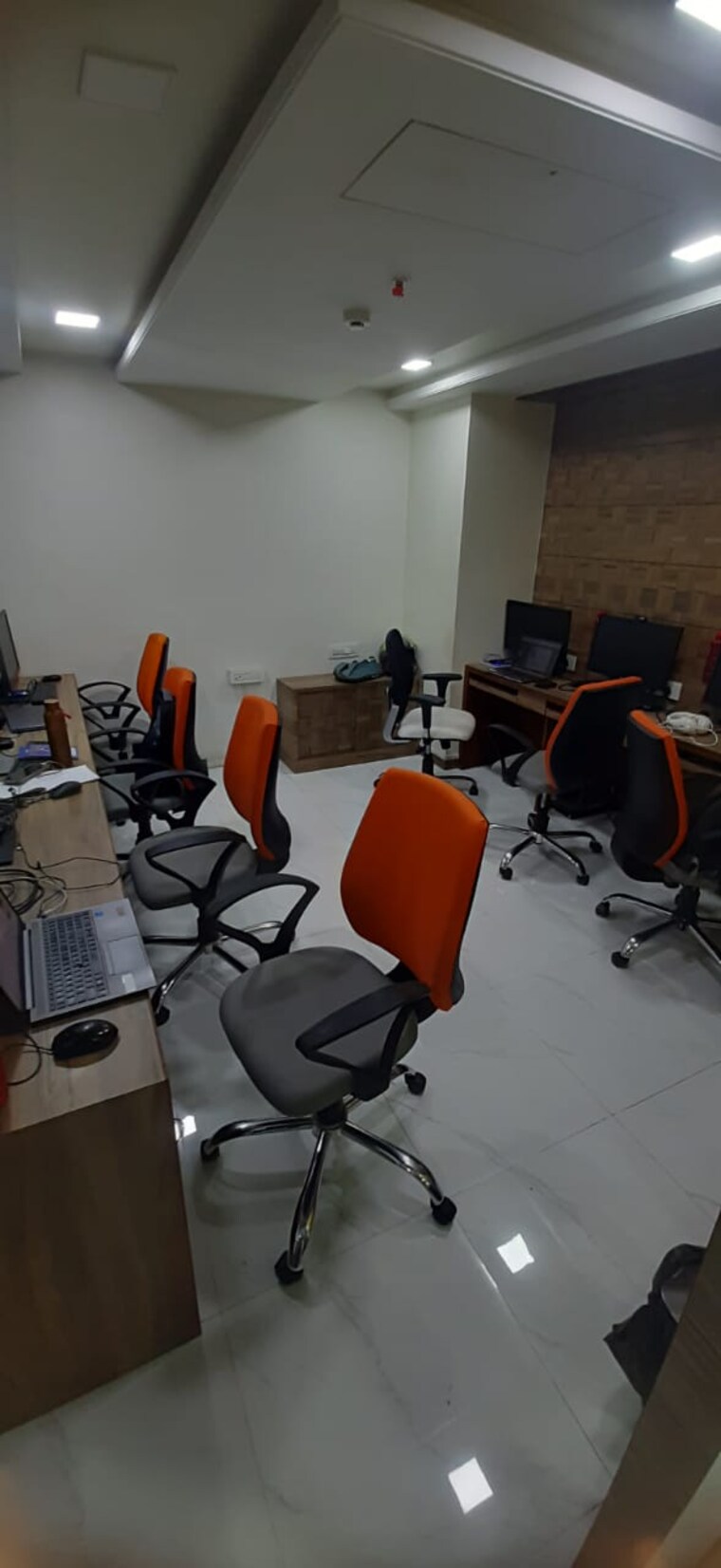 Team Area, kanakia-boomerang Commercial Office Space 2500 Sq.Ft. In Powai Mumbai 9463059