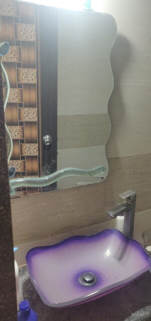 Furnished Amenities in 2 BHK Apartment at Trupti CHS Chembur, Chembur – for Rent