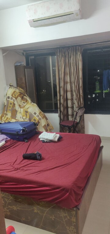 Bathroom in 2 BHK Apartment at Trupti CHS Chembur, Chembur – for Rent