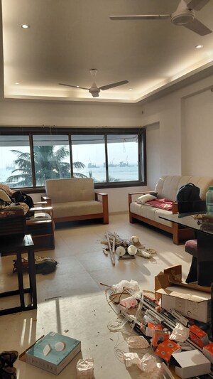 2 BHK Apartment For Rent in Bandra West