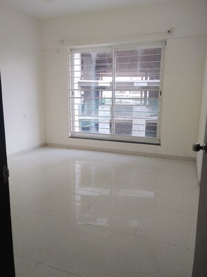 Room in 3 BHK Apartment at Nandan Prospera, Baner – for Rent